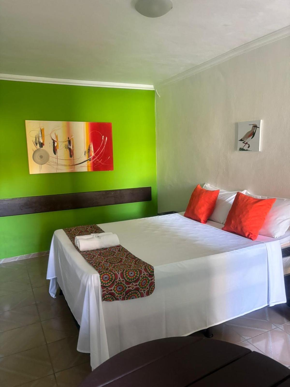 Hotel Vale Verde ポルトセグロ エクステリア 写真